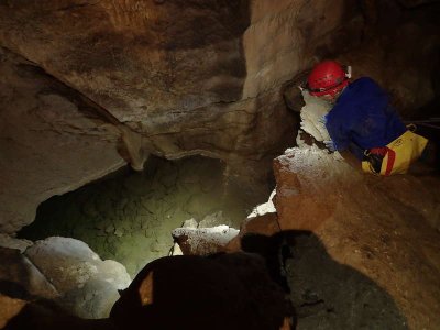 Découverte spéléologie avec rappel