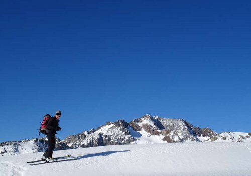 Randonnée à ski dans les Hautes-Pyrénées